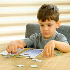 Packing List: Bavul Toplama Aile Hafıza ve Dikkat Oyunu